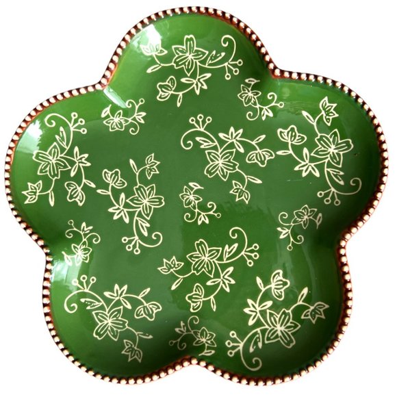 NWT & Rare! 3 TEMPTATIONS by Tara Floral Lace Green Plates Beaded Edge Stoneware - Picture 3 of 15